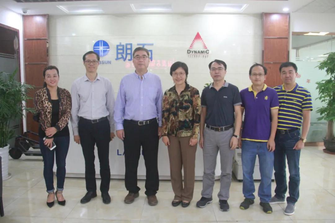 1603414474287495.jpg 领导合影