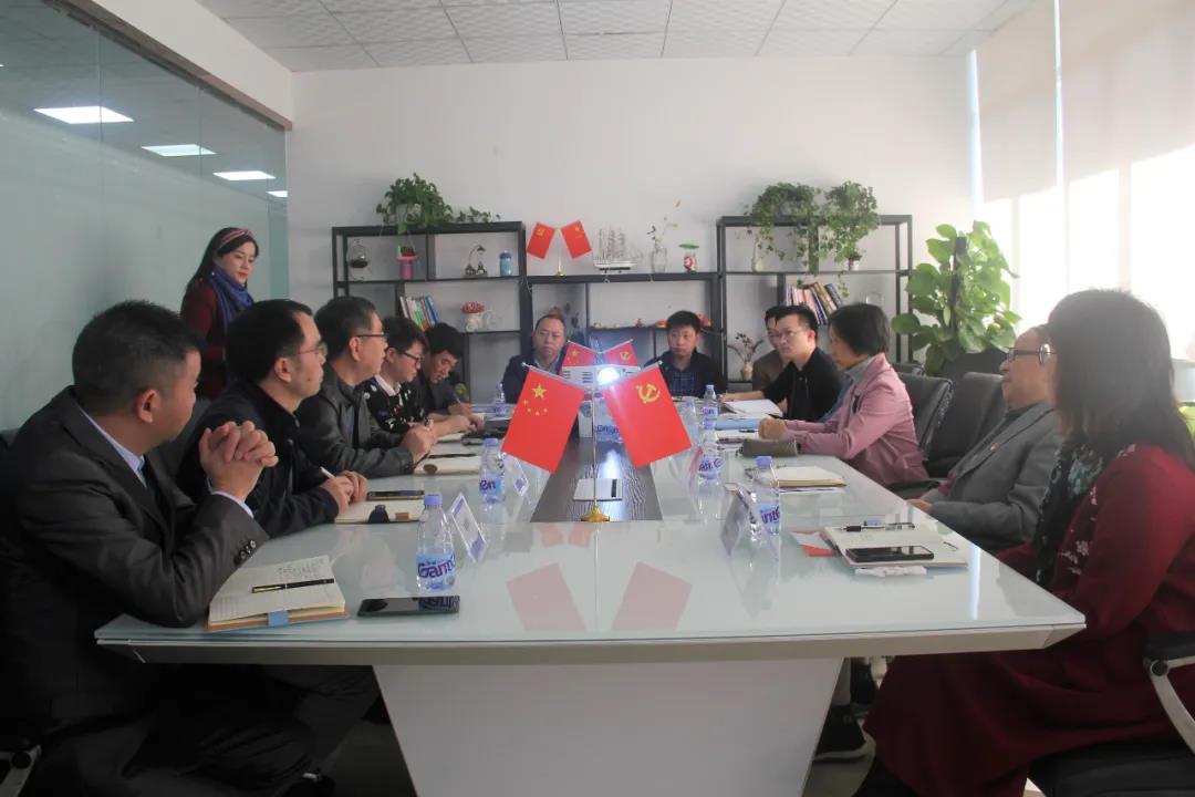 朗石董事长发言