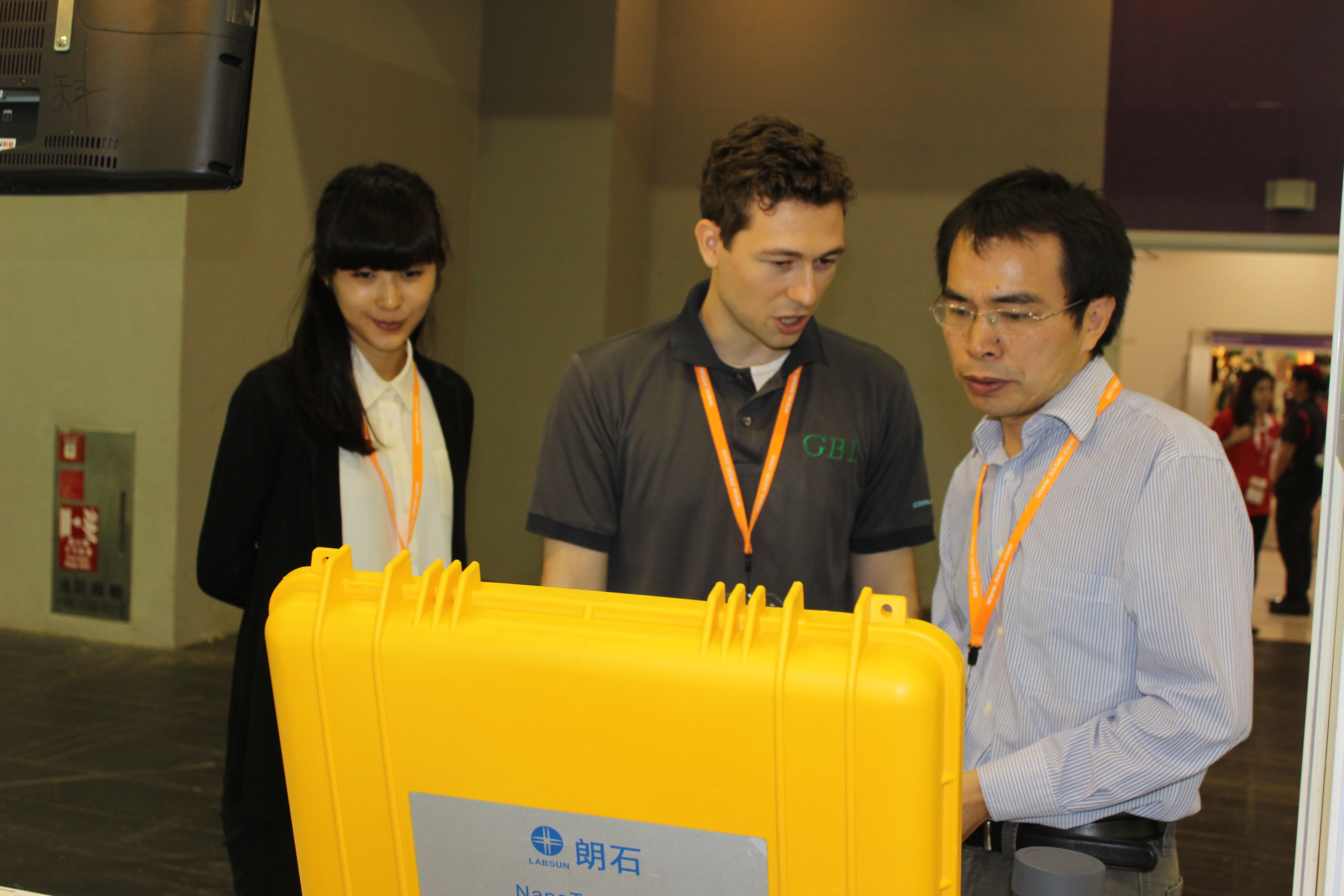 真人在线游戏平台